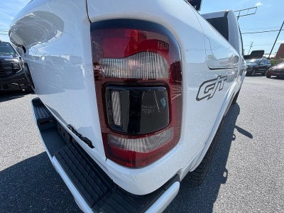 2022 RAM 1500 Laramie Crew Cab 4x4 5'7" Box