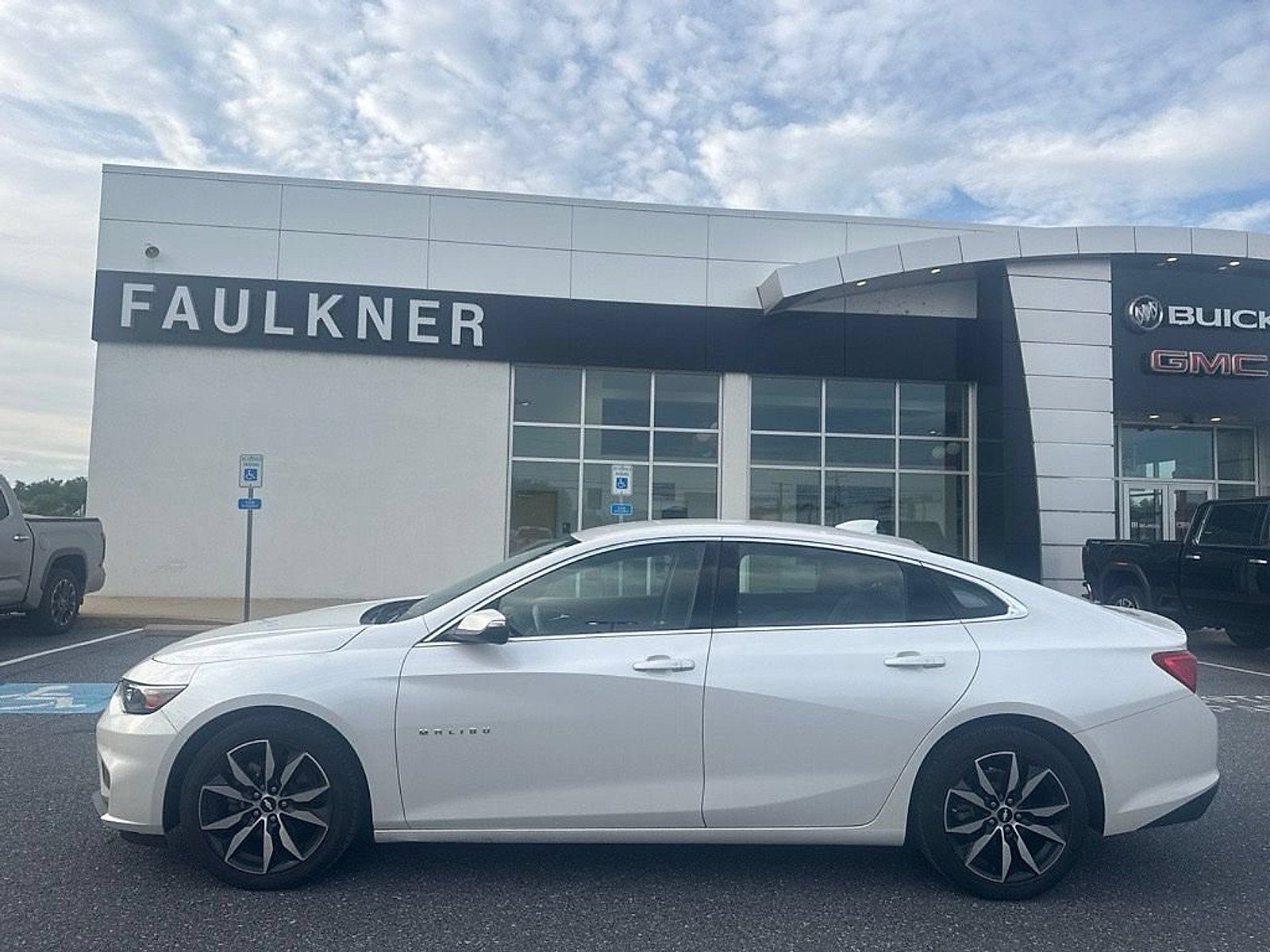 2017 Chevrolet Malibu LT