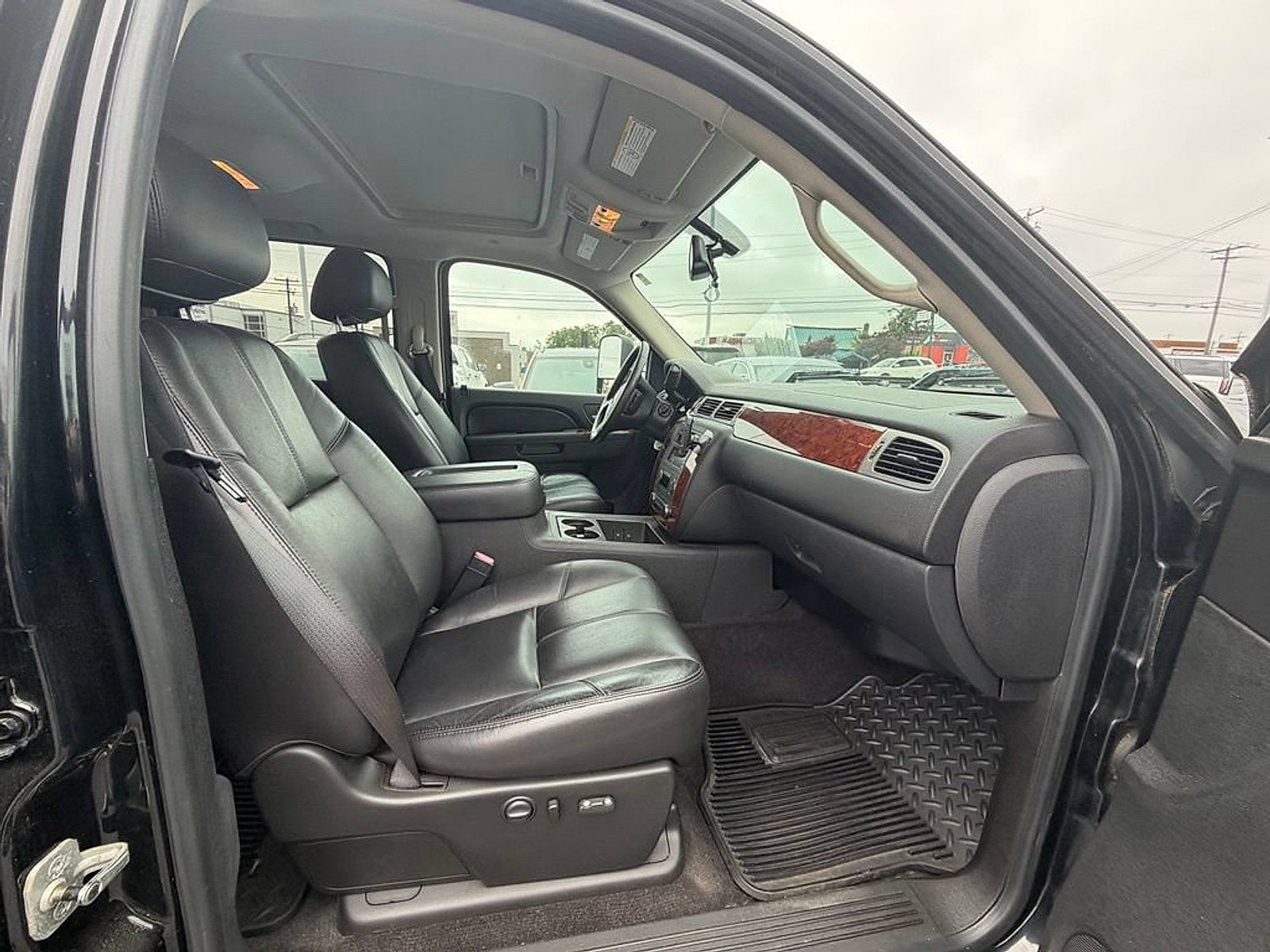 2011 Chevrolet Silverado 3500 HD DRW LTZ