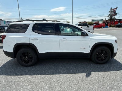 2023 GMC Acadia AT4