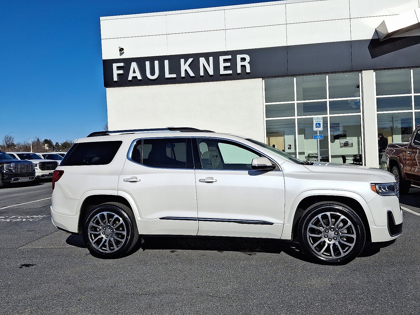 2021 GMC Acadia Denali
