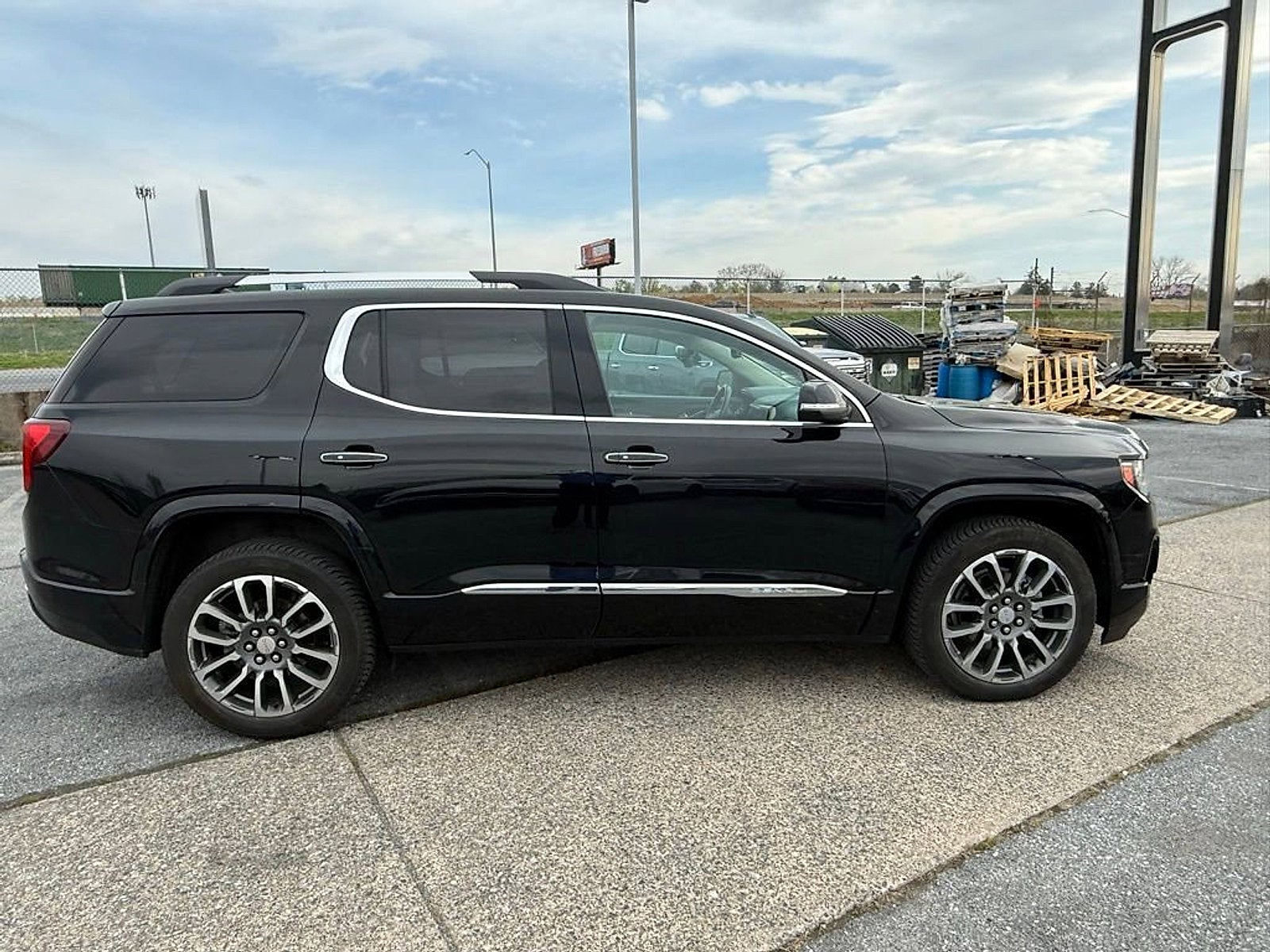 2021 GMC Acadia Denali