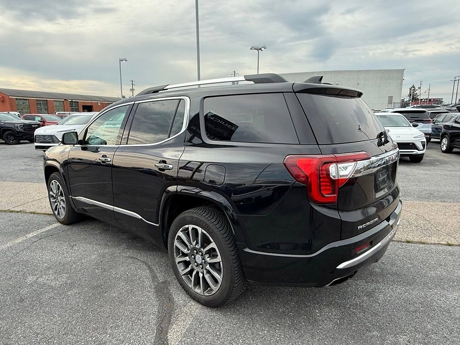 2021 GMC Acadia Denali