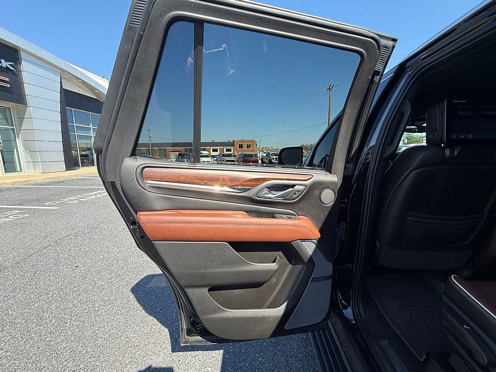 2023 GMC Yukon Denali Ultimate