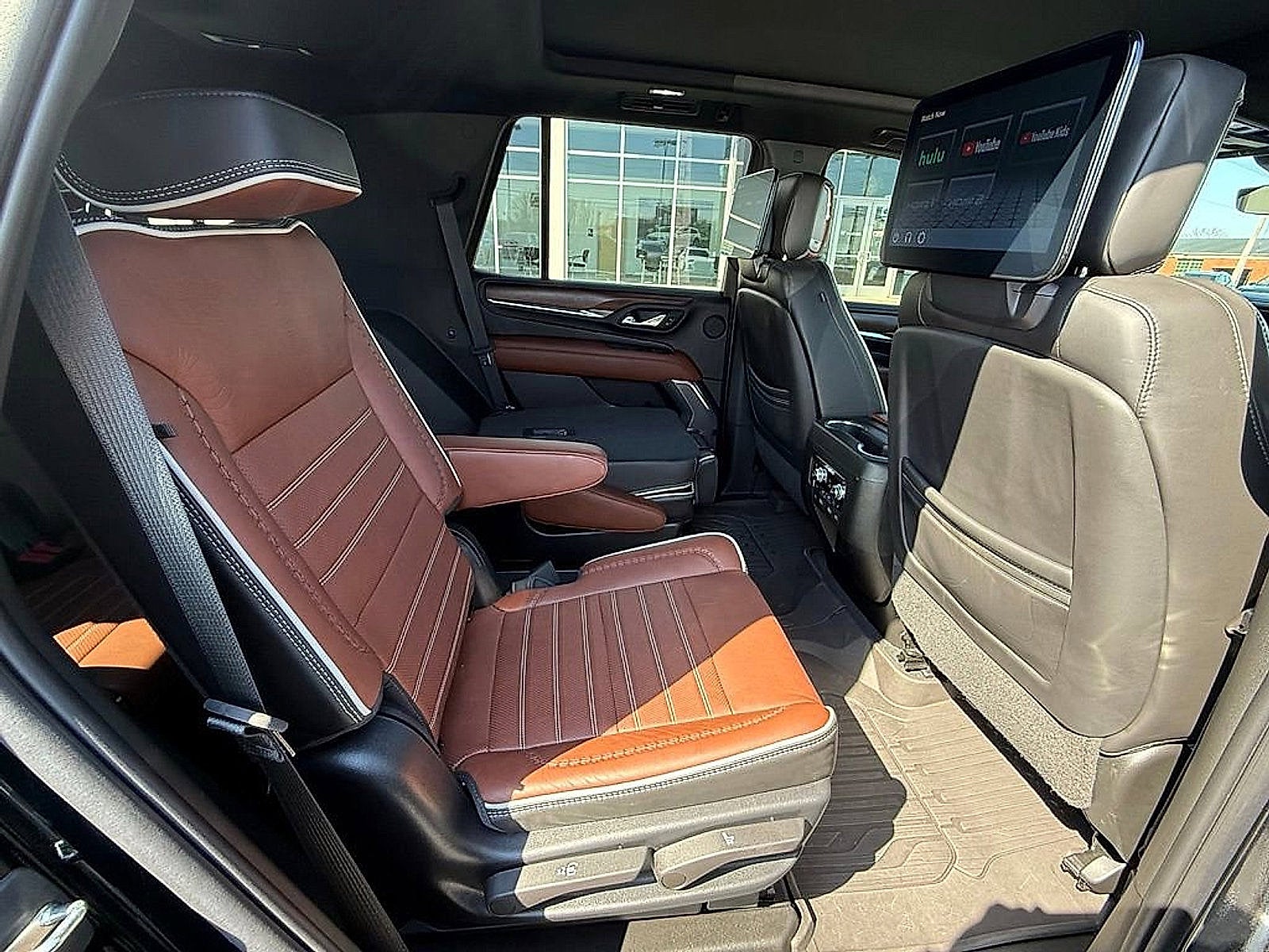 2023 GMC Yukon Denali Ultimate