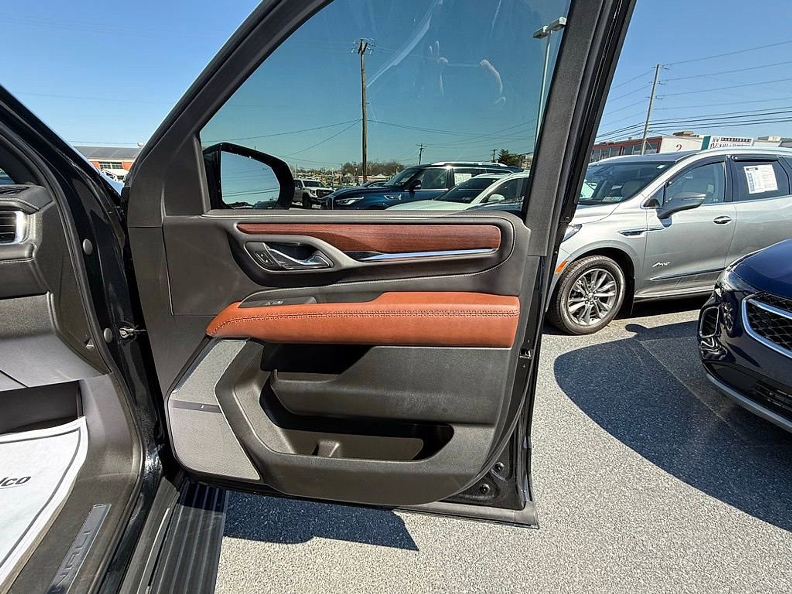 2023 GMC Yukon Denali Ultimate