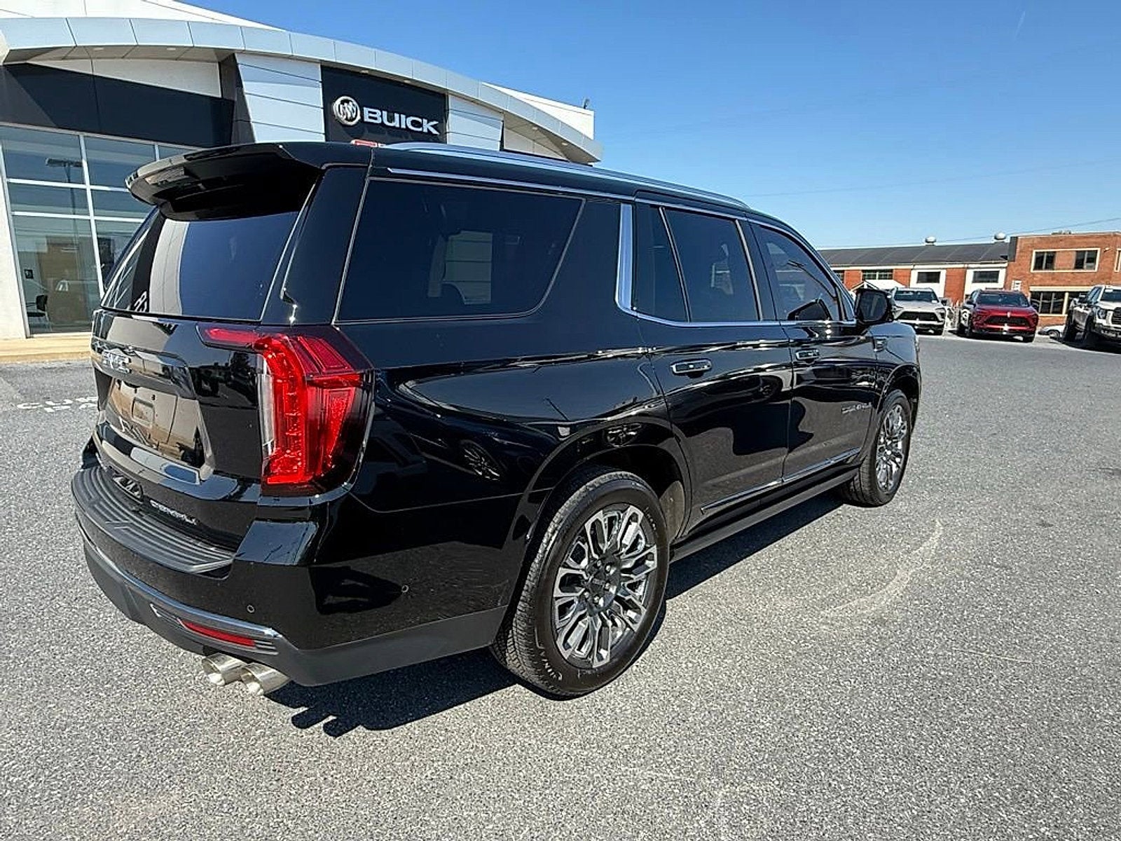 2023 GMC Yukon Denali Ultimate