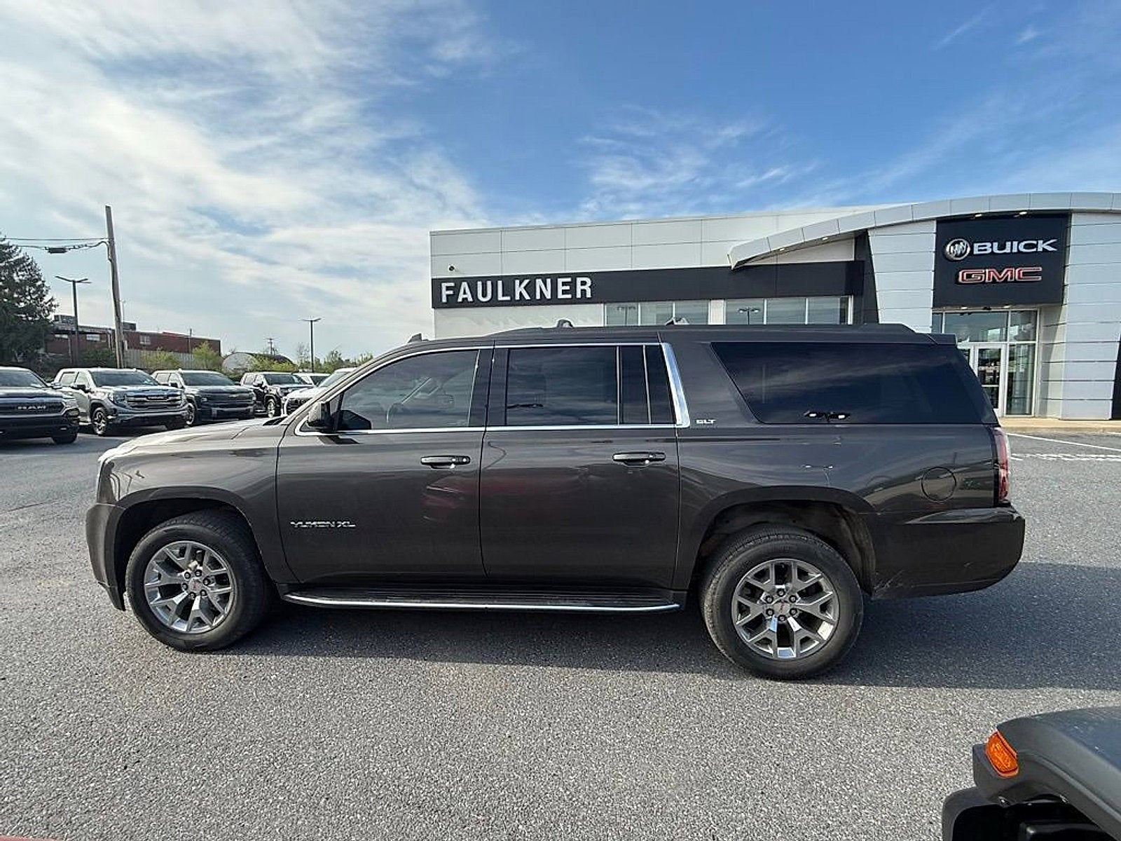 2019 GMC Yukon XL SLT