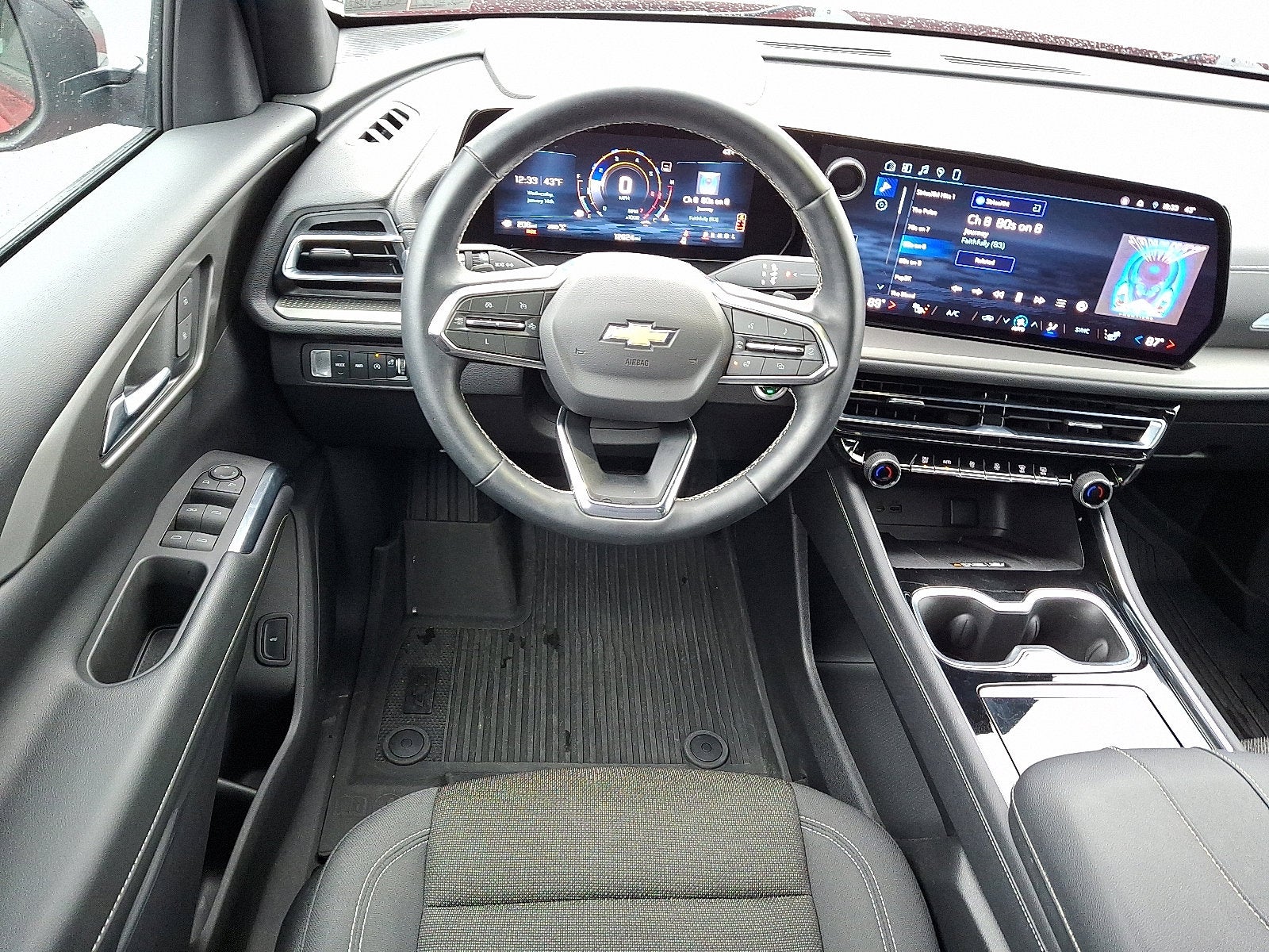 2024 Chevrolet Traverse LT