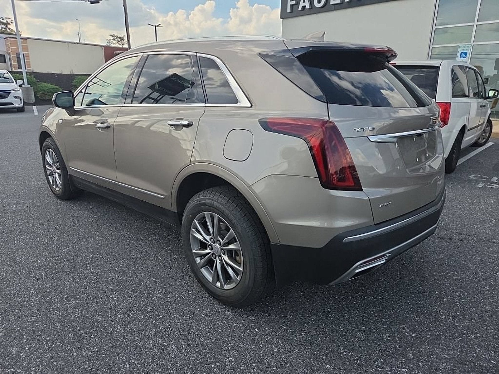 2022 Cadillac XT5 AWD Premium Luxury