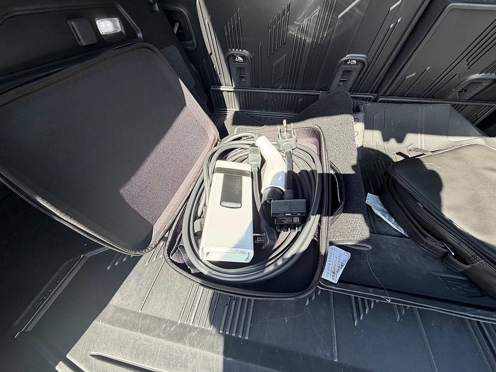2024 Cadillac LYRIQ Luxury 1