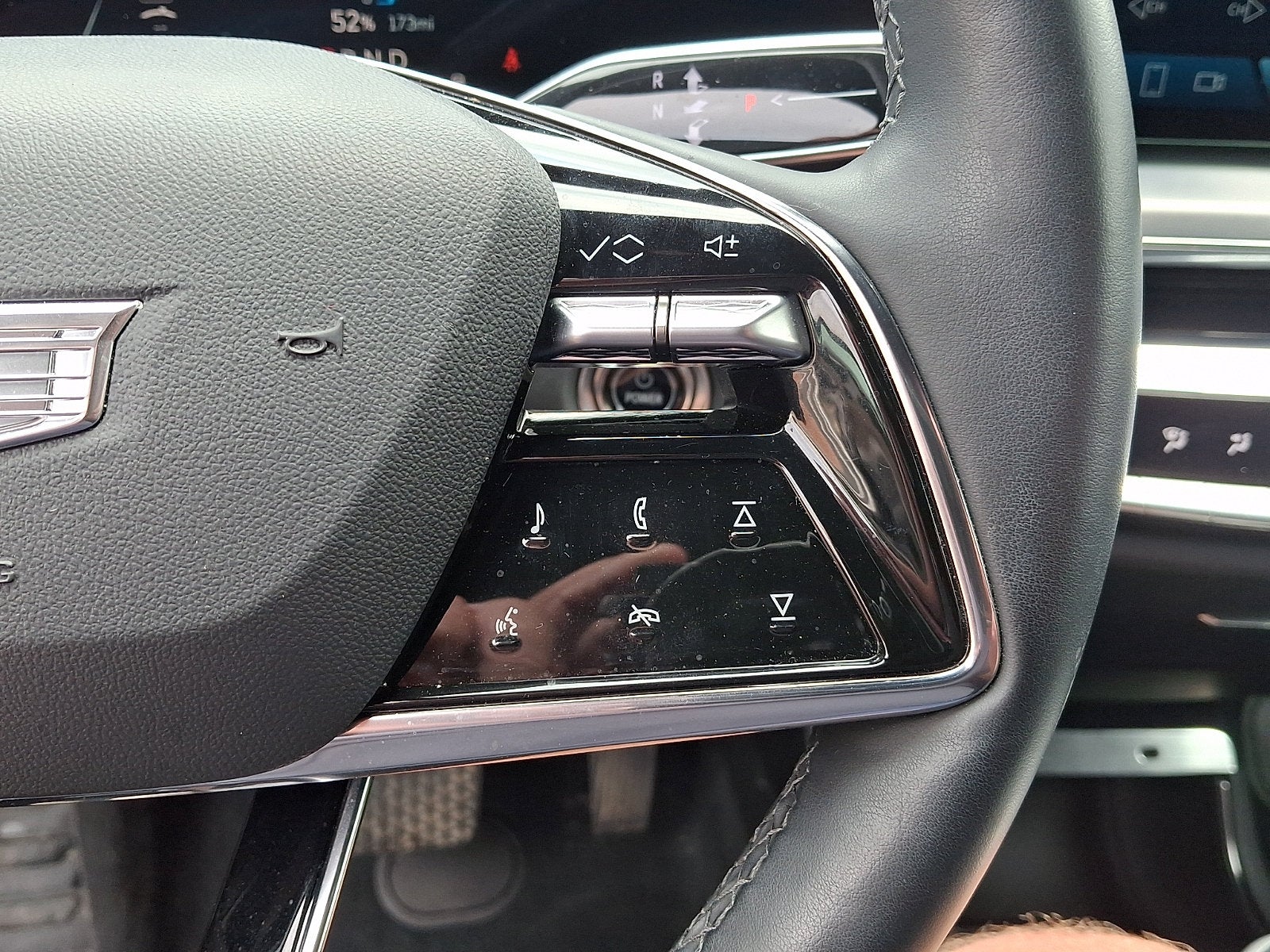 2024 Cadillac LYRIQ Sport 1