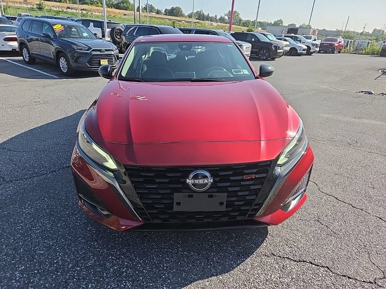 2023 Nissan Altima SR FWD
