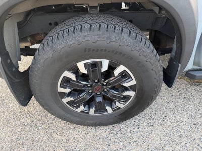 2024 Nissan Frontier Crew Cab PRO-4X 4x4