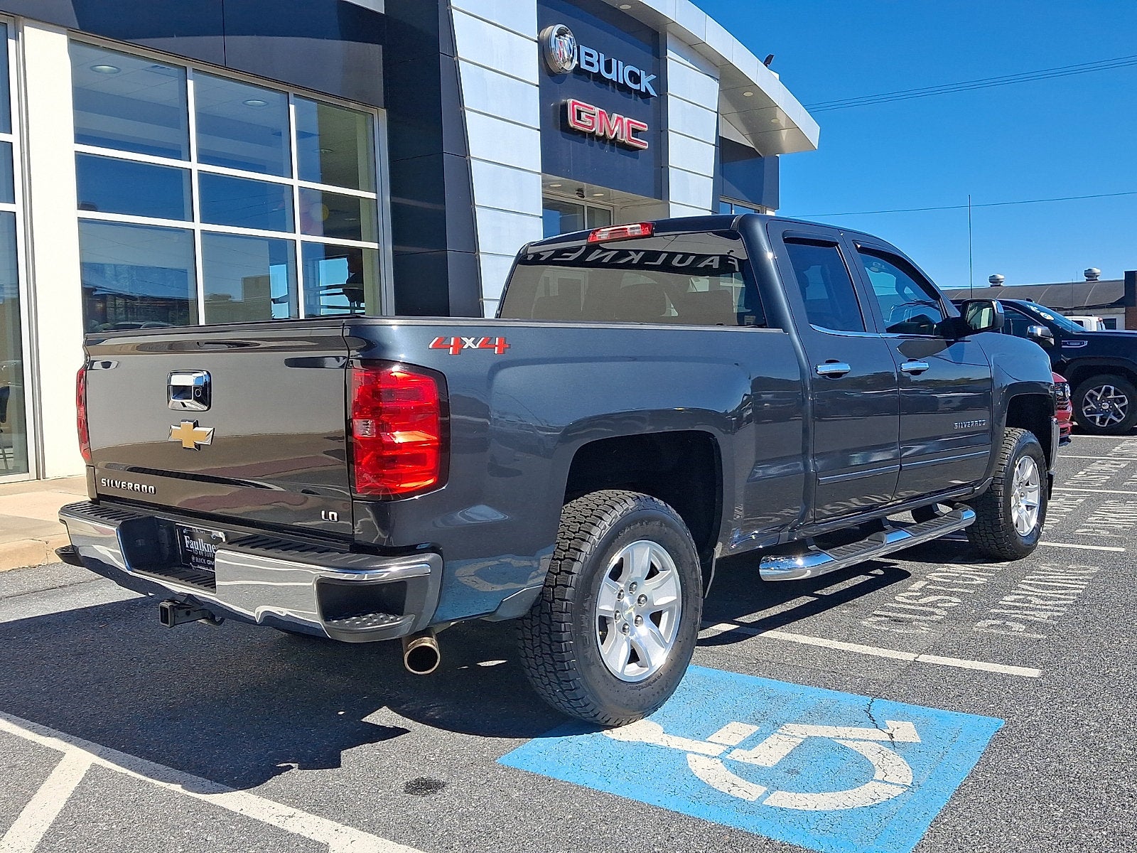 2019 Chevrolet Silverado LD LT