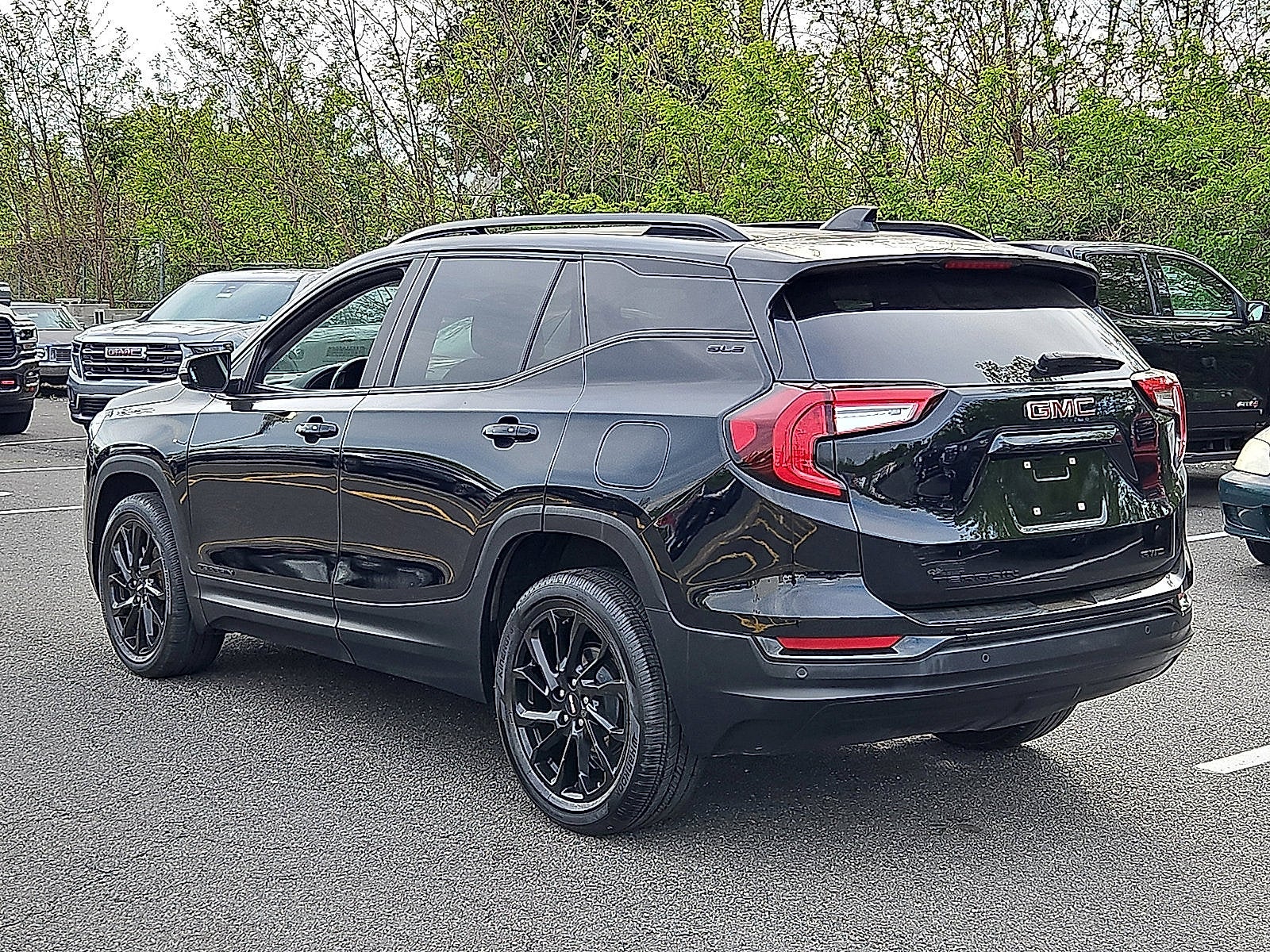 2023 GMC Terrain SLE