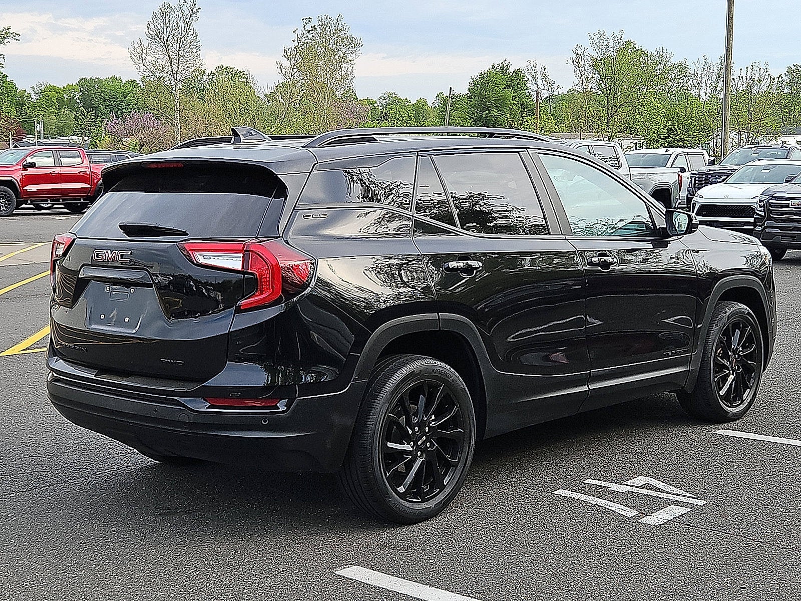 2023 GMC Terrain SLE