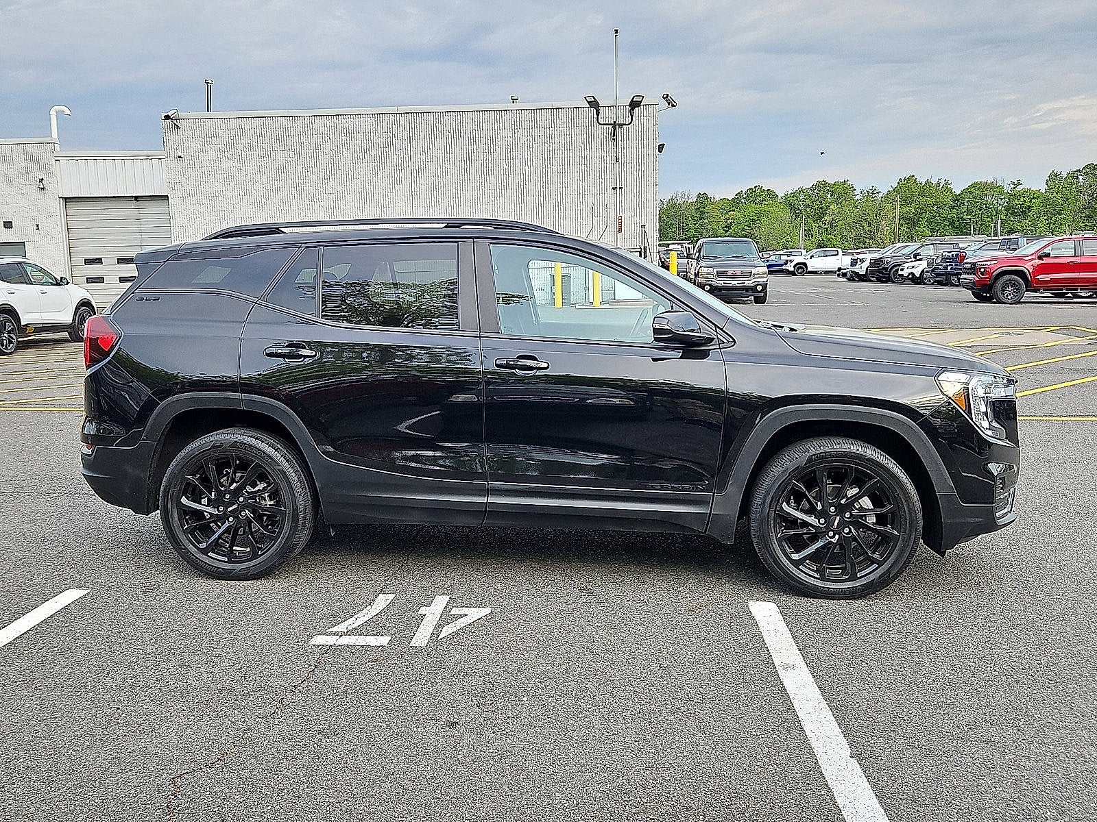 2023 GMC Terrain SLE