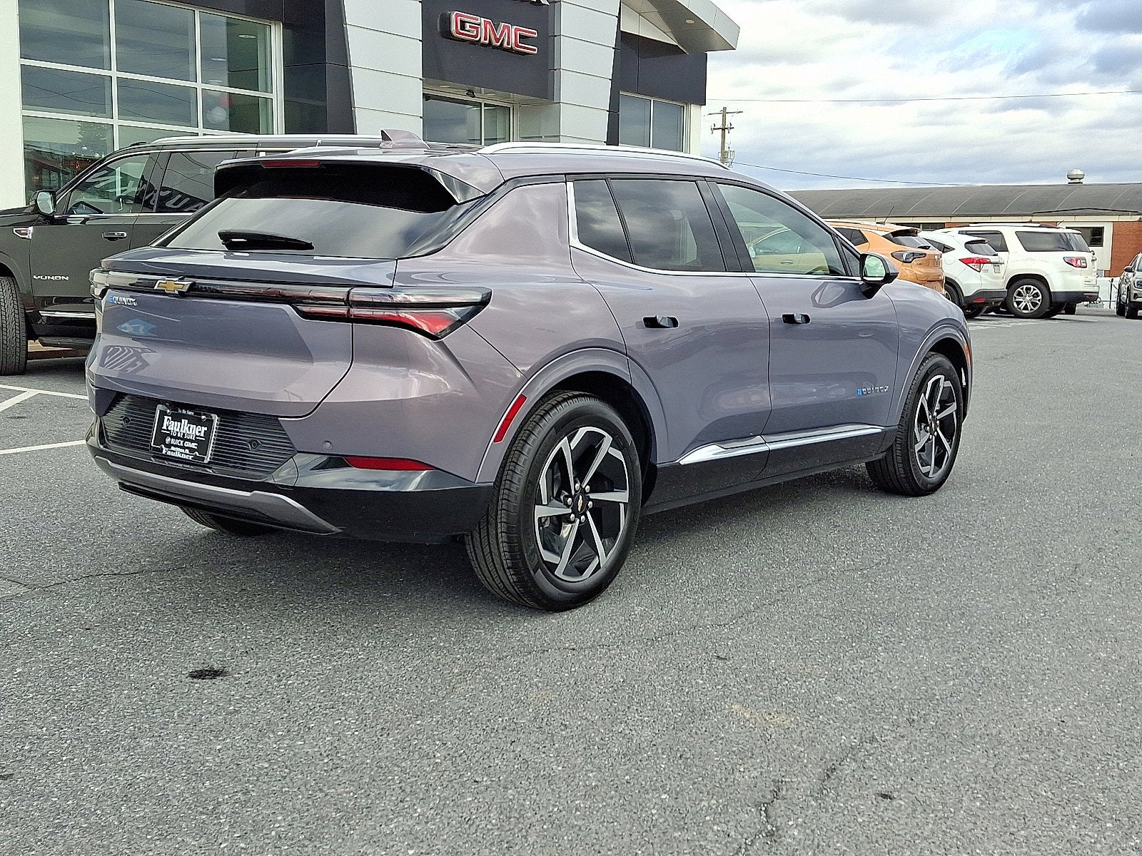 2025 Chevrolet Equinox EV LT