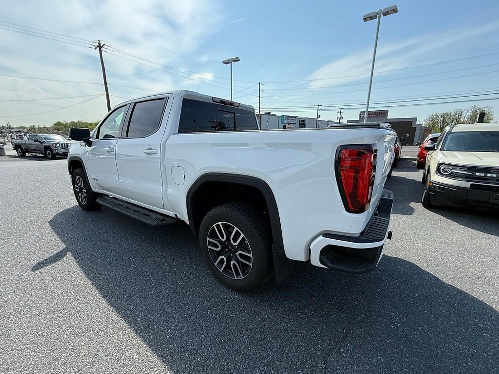 2025 GMC Sierra 1500 AT4