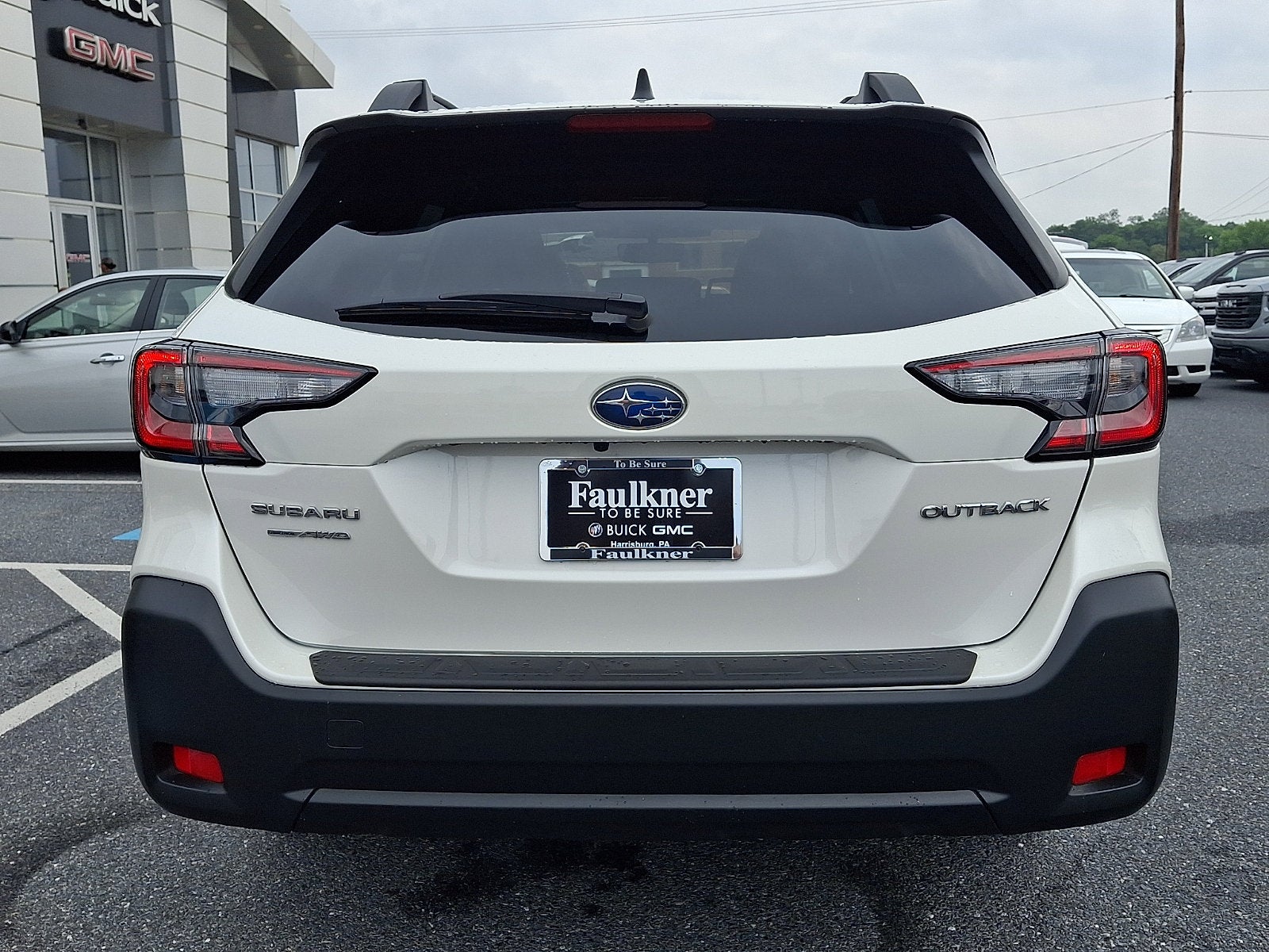 2025 Subaru Outback Premium