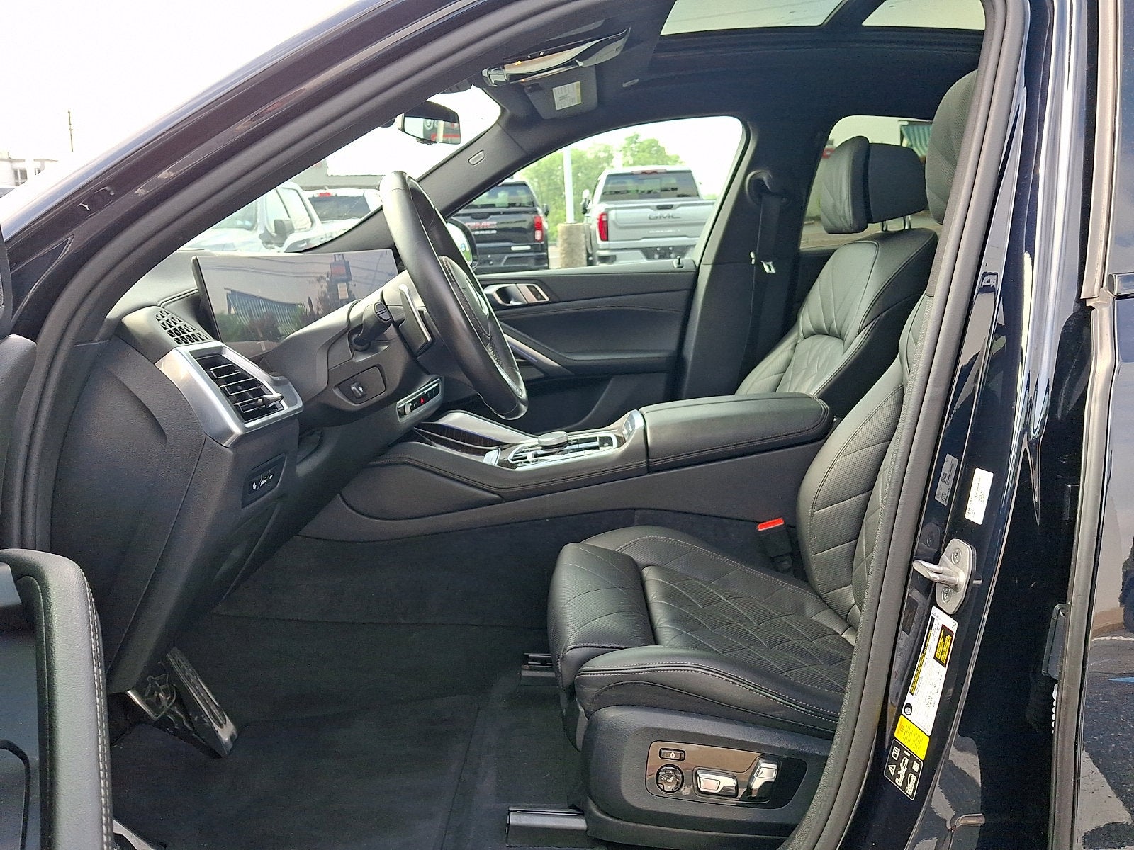 2024 BMW X6 xDrive40i