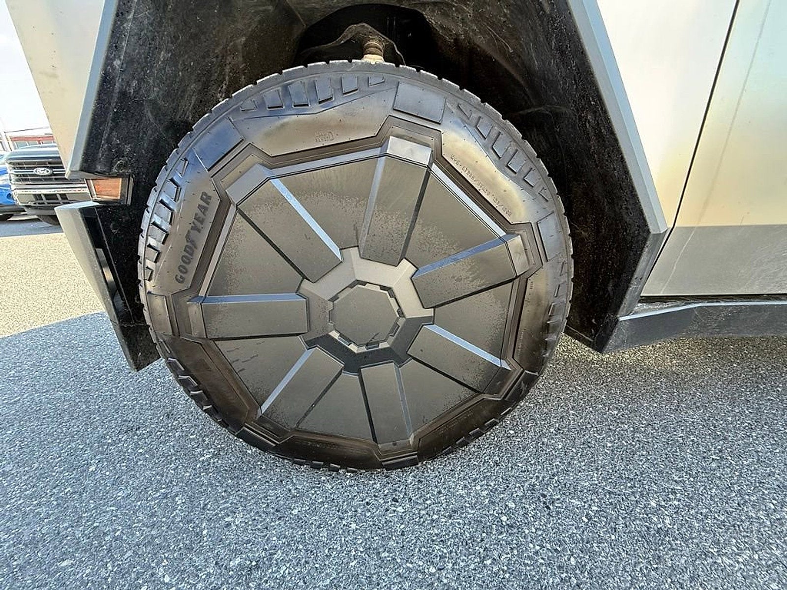 2025 Tesla Cybertruck Cyberbeast