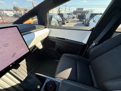 2025 Tesla Cybertruck Cyberbeast