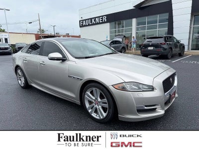 2016 Jaguar XJ R-Sport