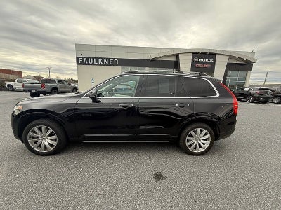2017 Volvo XC90 Momentum