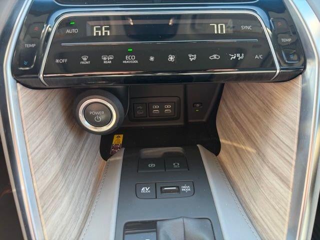 2023 Toyota Venza Limited AWD (Natl)