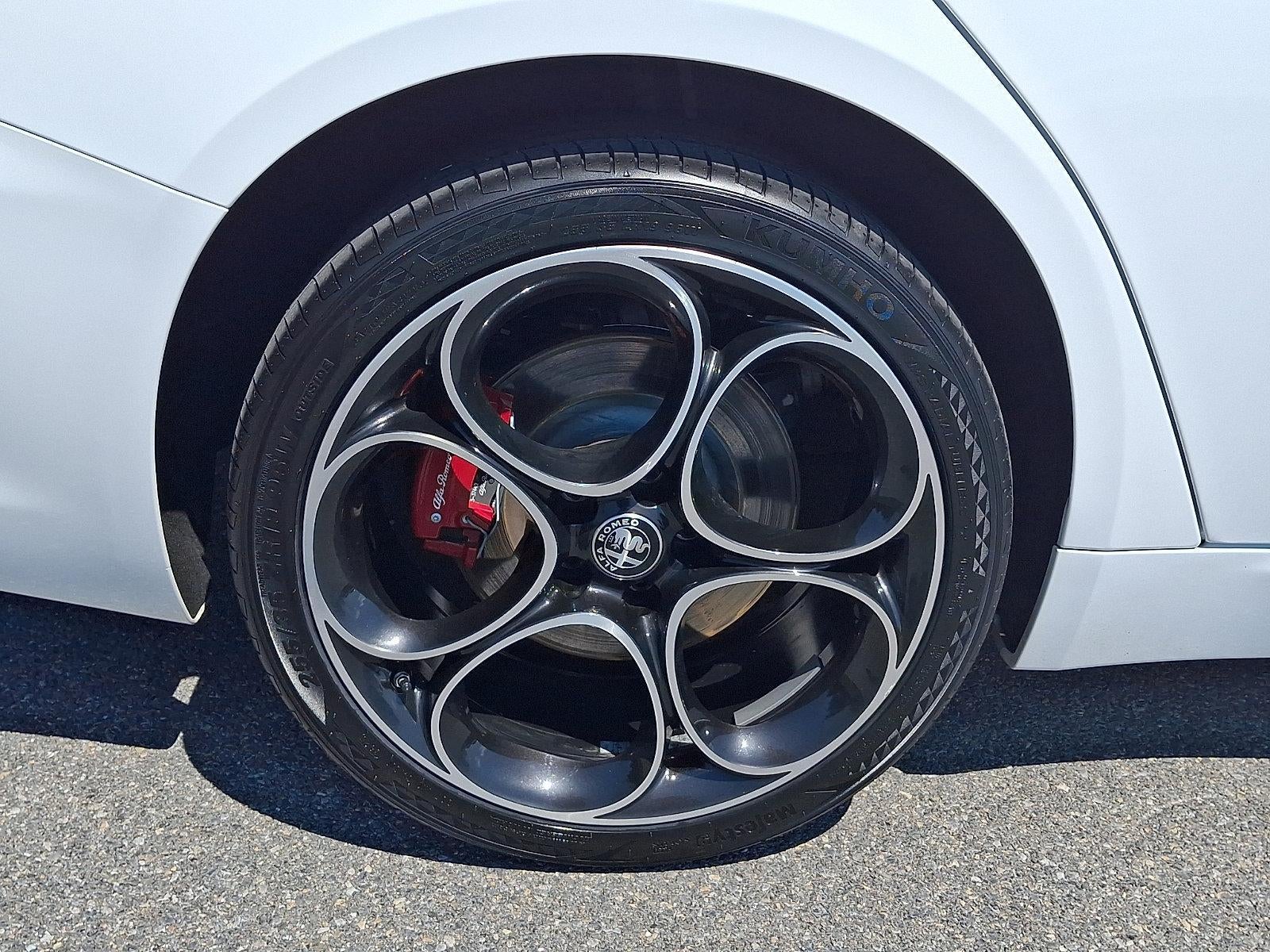 2022 Alfa Romeo Giulia Veloce AWD