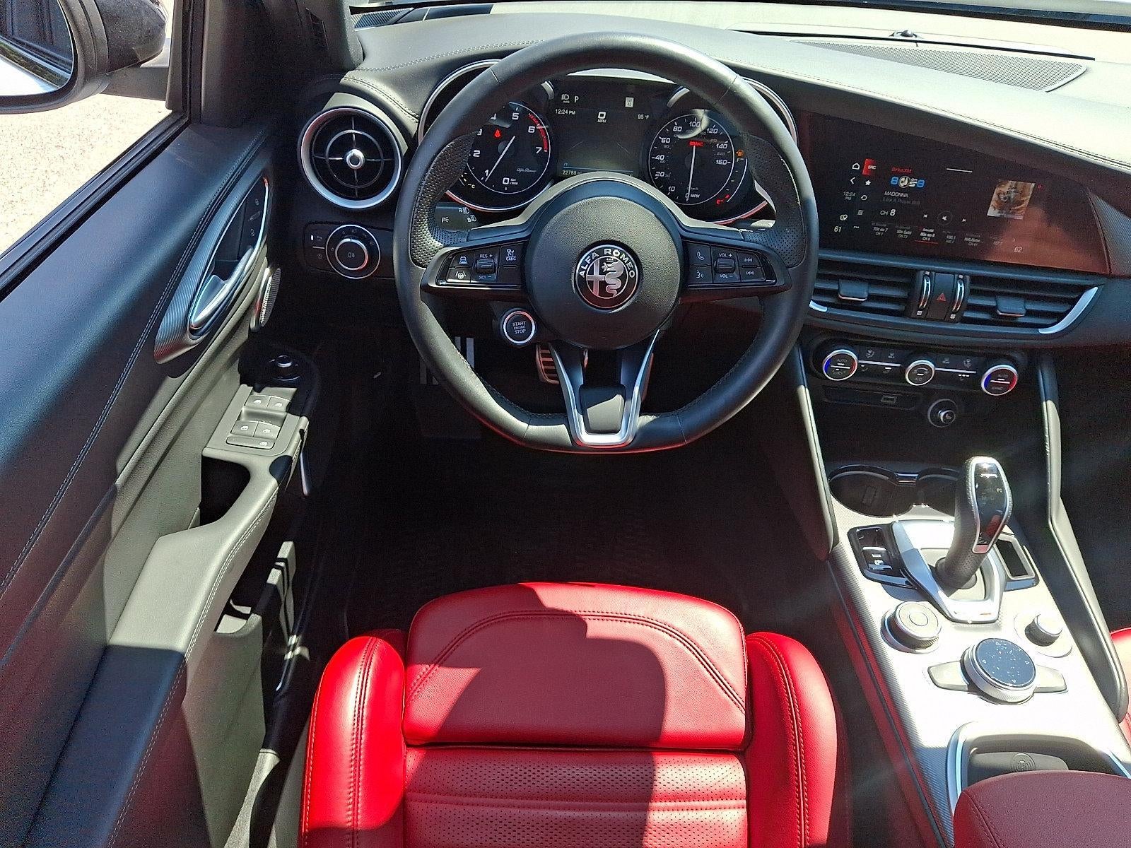 2022 Alfa Romeo Giulia Veloce AWD