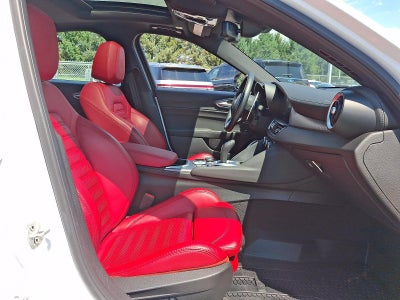 2022 Alfa Romeo Giulia Veloce AWD