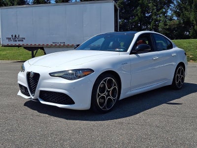 2022 Alfa Romeo Giulia Veloce AWD