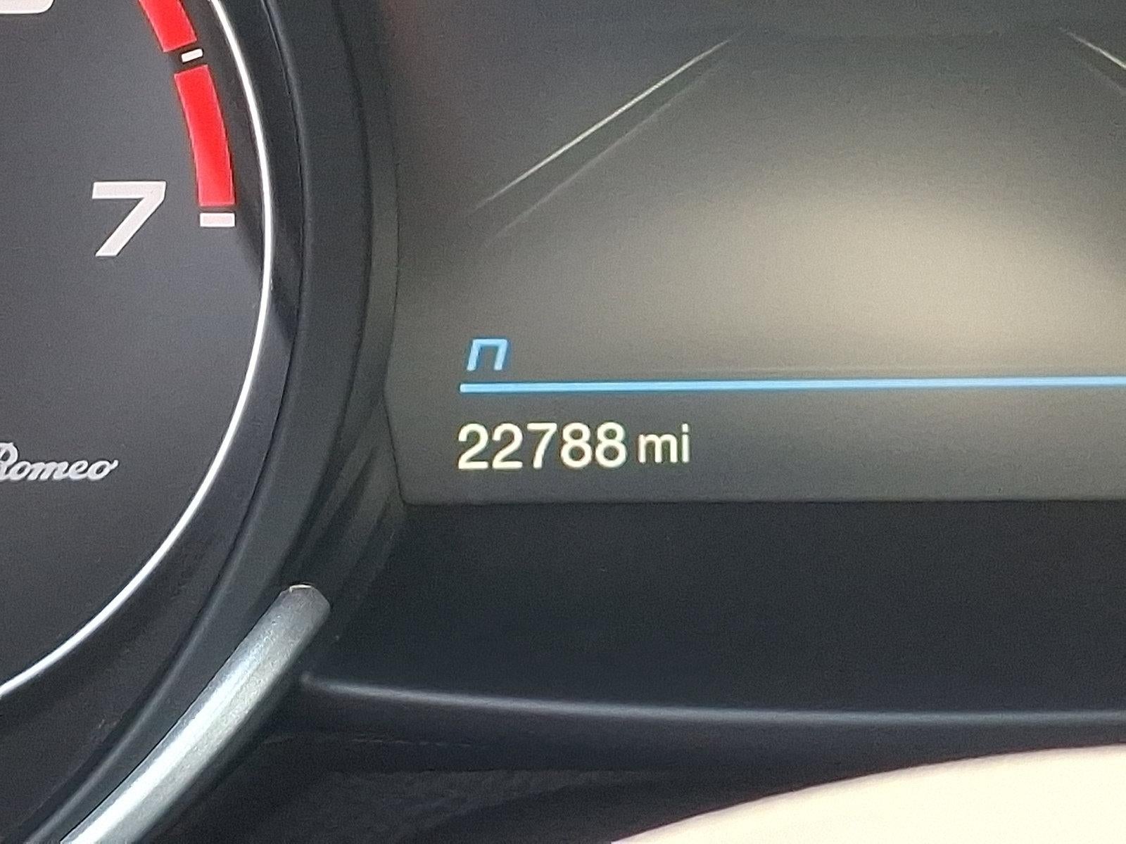 2022 Alfa Romeo Giulia Veloce AWD