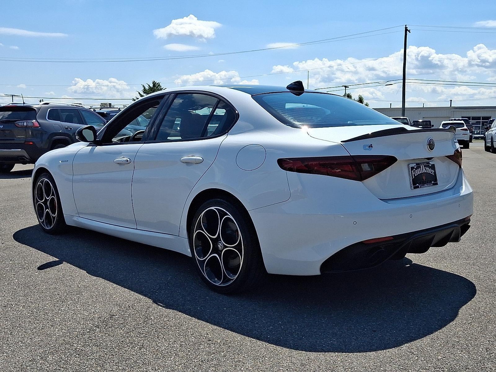 2022 Alfa Romeo Giulia Veloce AWD
