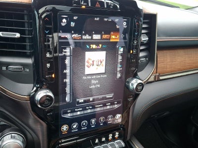 2019 RAM 1500 Longhorn 4x4 Crew Cab 5'7" Box