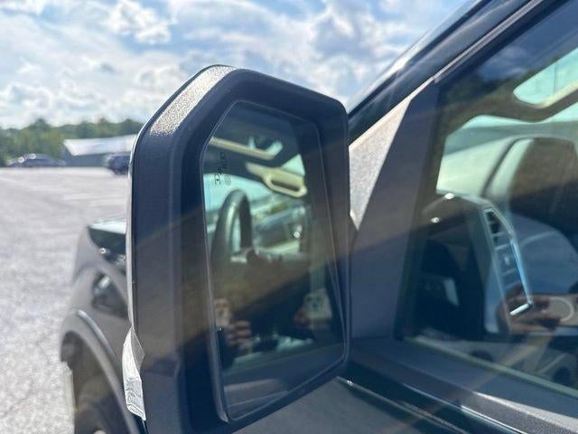 2016 Ford F-150 4WD SuperCrew 5-1/2 Ft Box Lariat