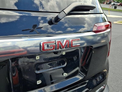 2022 GMC Acadia AWD AT4