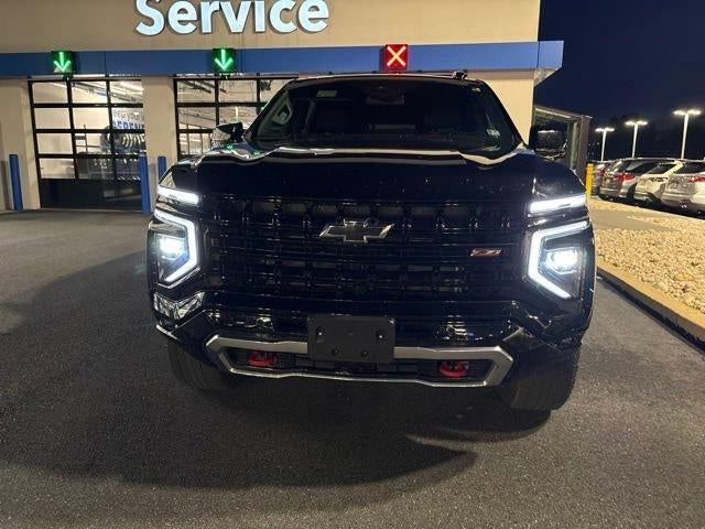 2025 Chevrolet Suburban 4WD Z71
