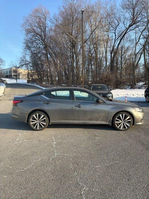 2021 Nissan Altima 2.5 SR AWD Sedan
