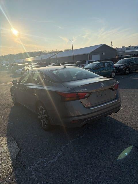 2021 Nissan Altima 2.5 SR AWD Sedan