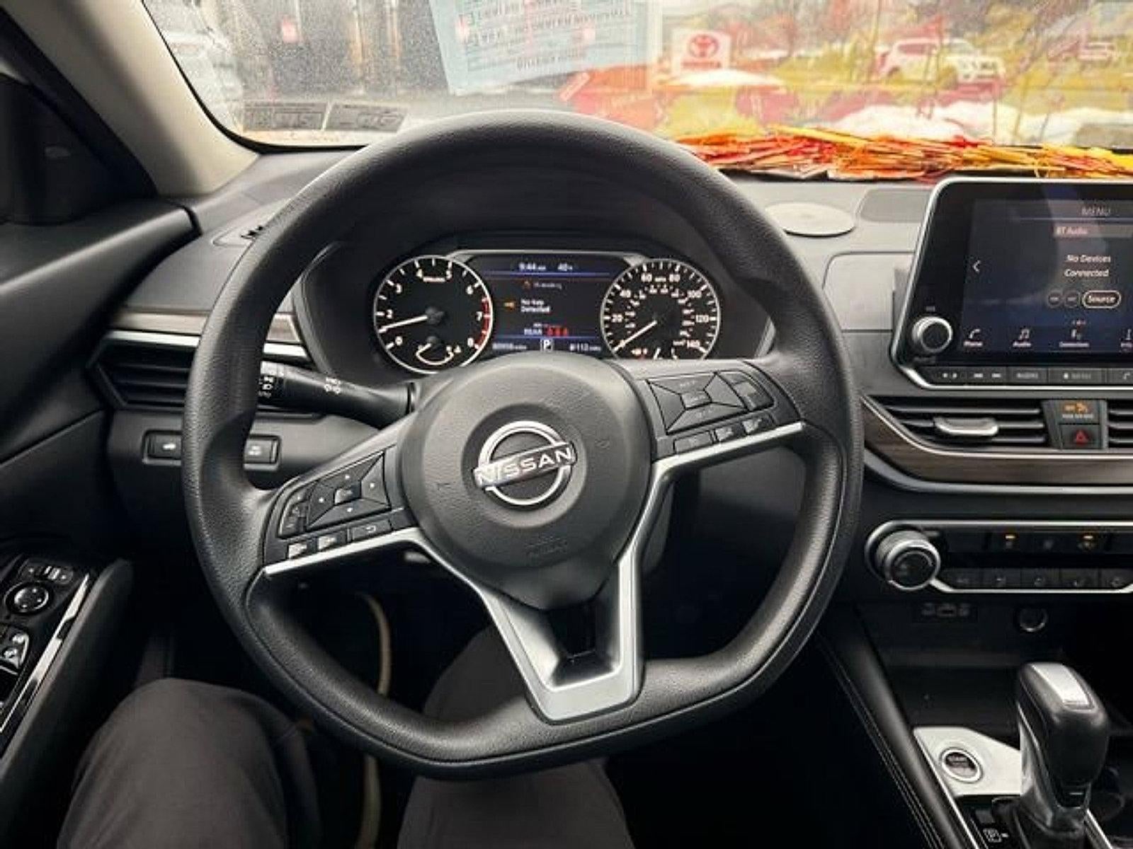 2023 Nissan Altima 2.5 SV AWD Sedan