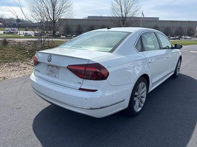 2017 Volkswagen Passat 1.8T SEL Premium Auto