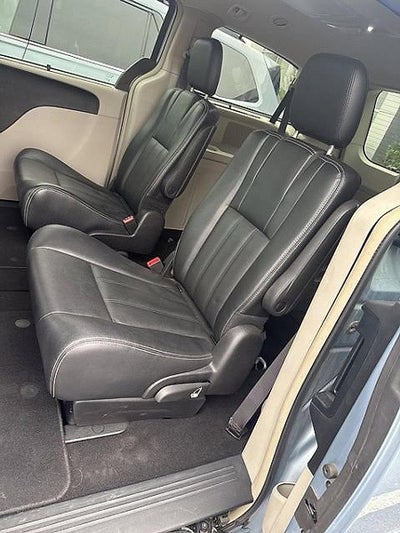 2016 Chrysler Town & Country 4dr Wgn Touring