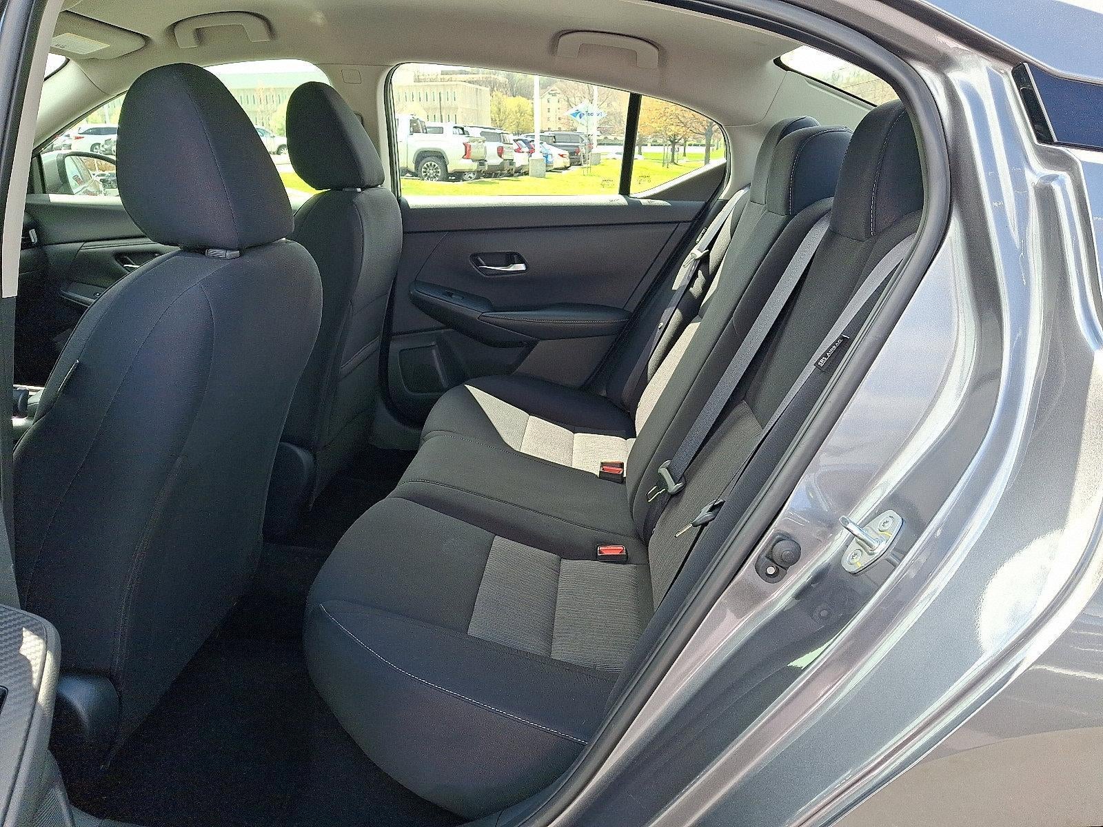 2023 Nissan Sentra SV CVT