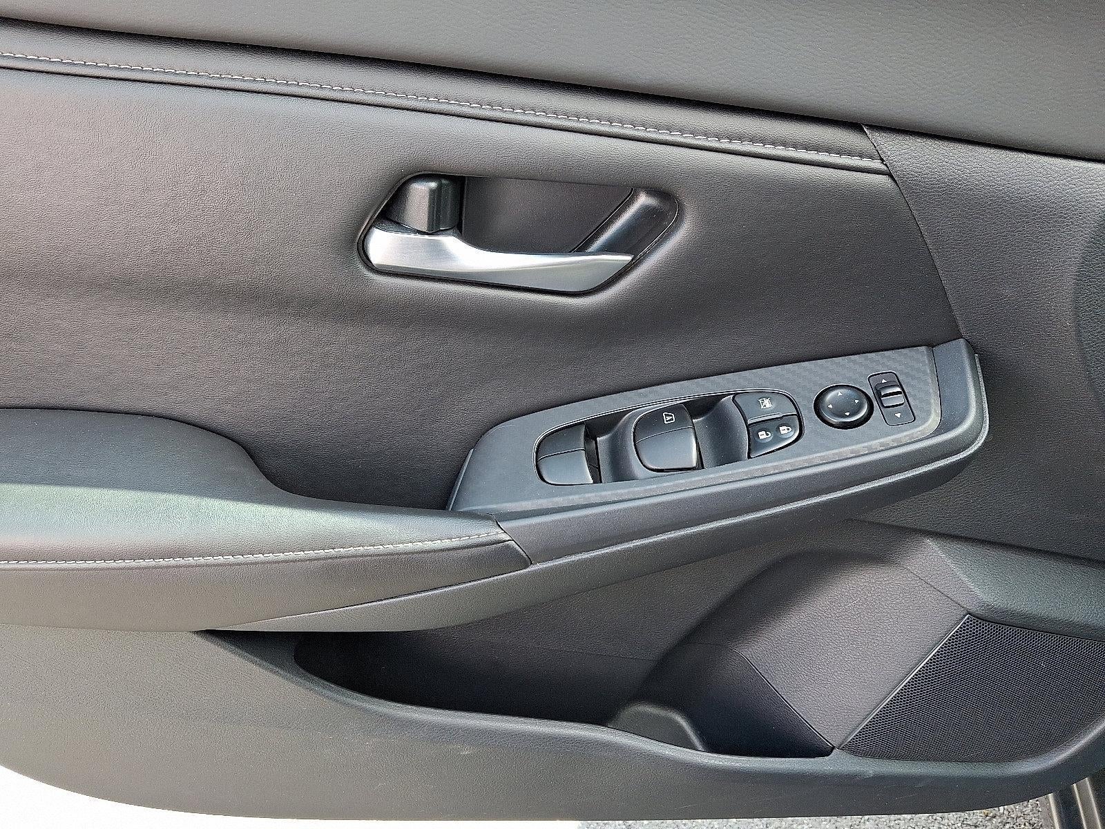 2023 Nissan Sentra SV CVT