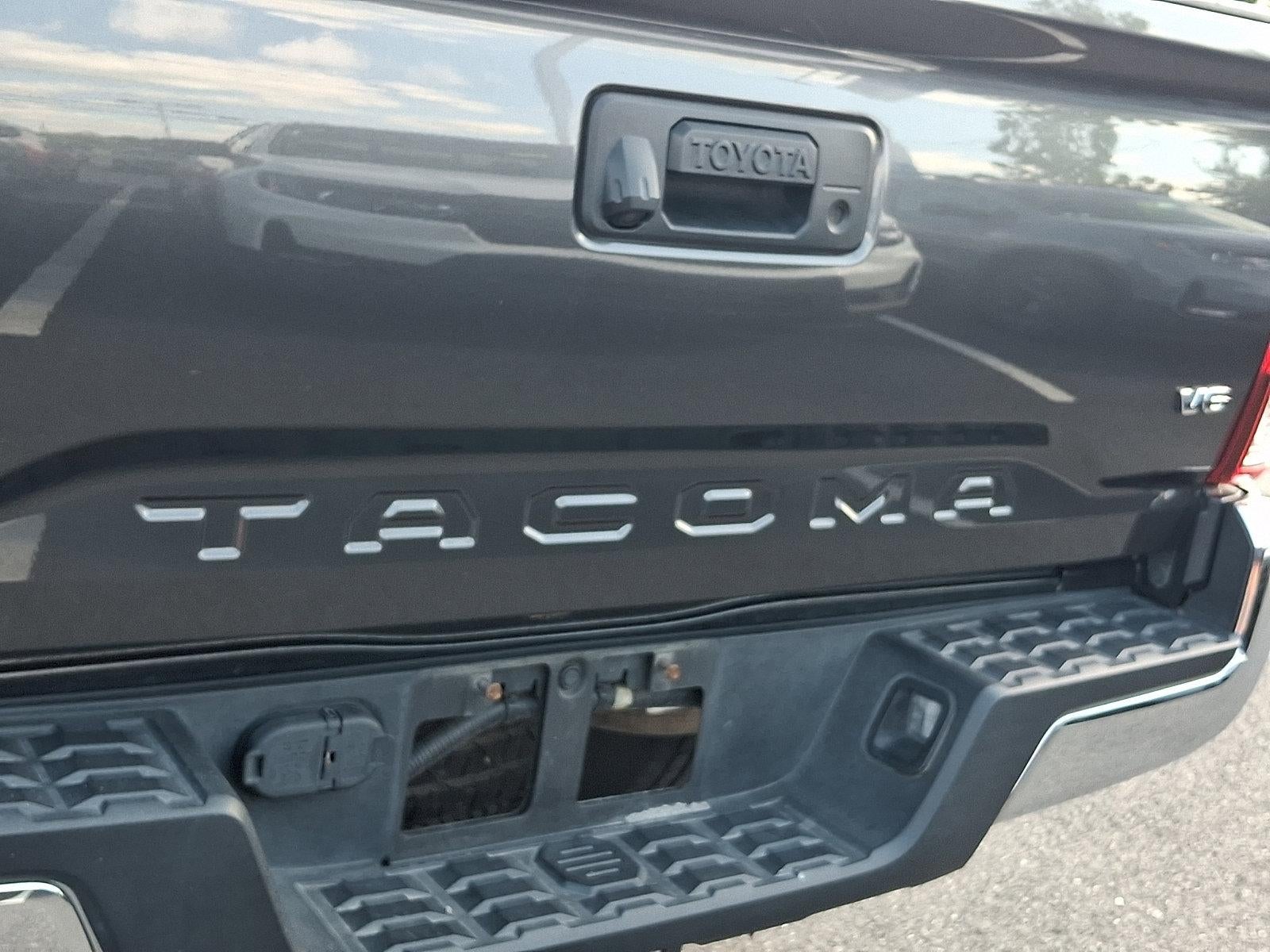 2018 Toyota Tacoma SR5 Double Cab 5' Bed V6 4x4 AT (GS)