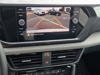 2024 Volkswagen Taos 1.5T SEL